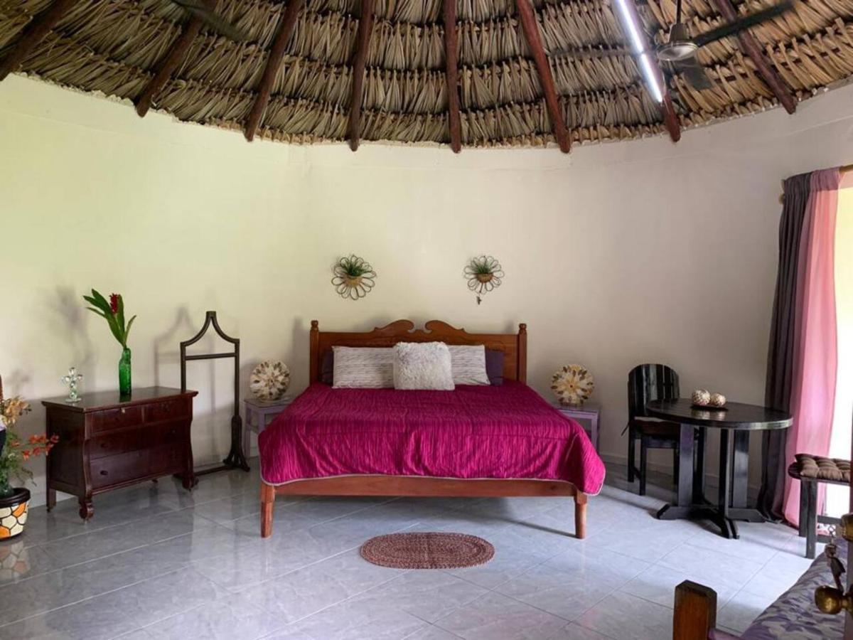 Bungalow Casita Carolina Bacalar Buitenkant foto
