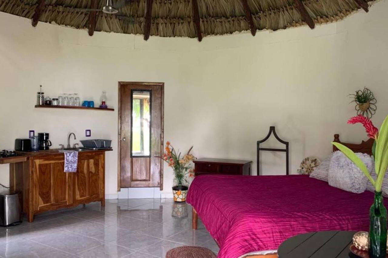 Bungalow Casita Carolina Bacalar Buitenkant foto